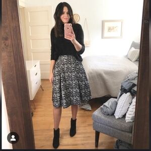 Black and White H&M Midi Skirt Small